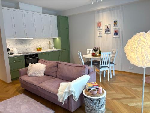 Tiffany Residence