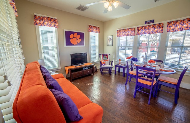 Tiger Lover's Dream Cottage
