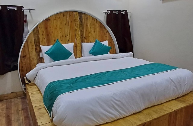 Tiger Sanskriti Resort - Superior Family Room