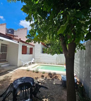 TILO ALOJAMIENTOS casa 2 con pileta exclusiva