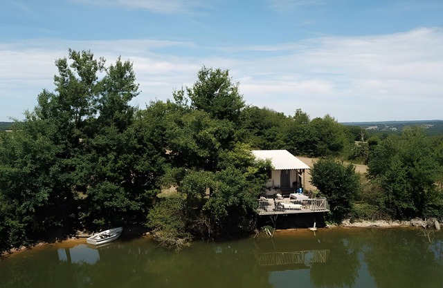 Tiny Home 'Bord De L'étang - Iri' with Lake View, Shared Pool and Private Terrace