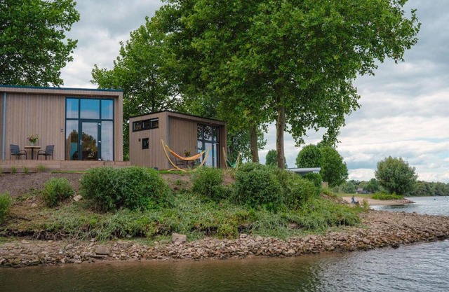 Tiny House by Dutch Waterfront Retreat