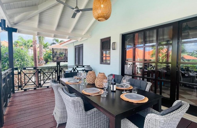 Tip! Blue Bay Beachvilla 12 - Blue Bay Resort