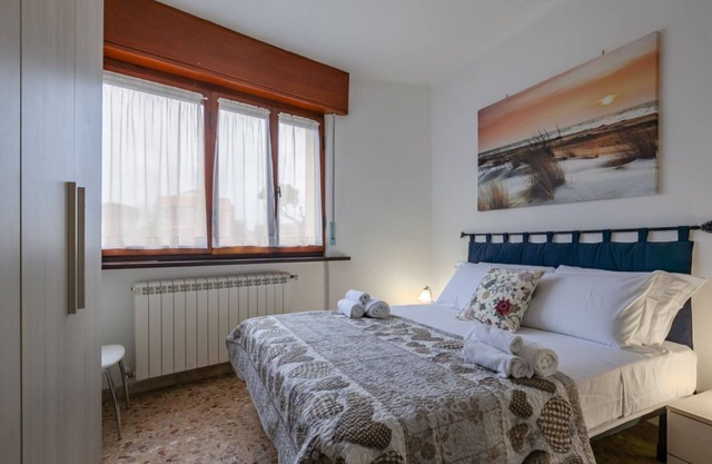 Tirrenia Cozy Apartment near the Beach