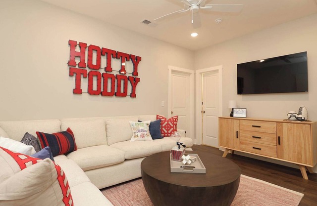 Toddy Reserve by Apex Short Term Stays