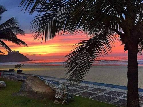 TOP flat 01 vista mar TOP flat 02 com varanda Condomínio Sempre Sol