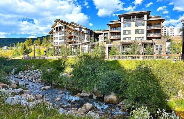 Top Floor Mountain Retreat, Prime Location to WP Base Village, Trestle Bike Park
