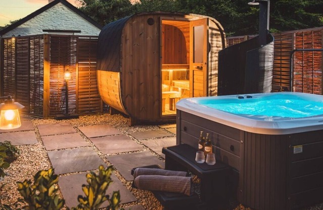 Topsy Turvy & Hillside Spa at Tregoose Old Mill