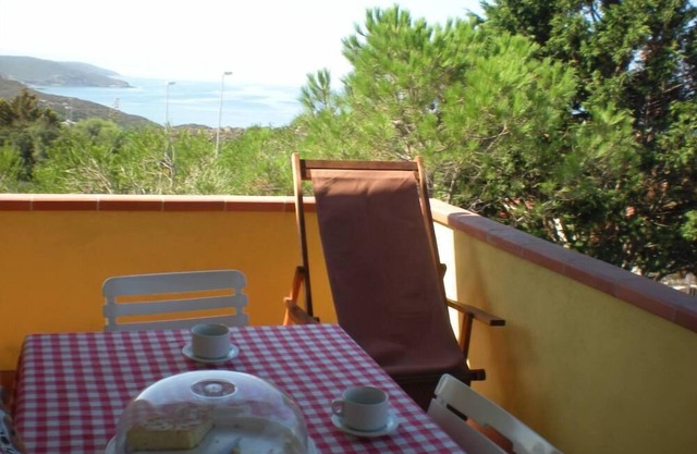 Torre Dei Corsari: House/Villa - Torre di Flumentorgiu TORRE DEI CORSARI