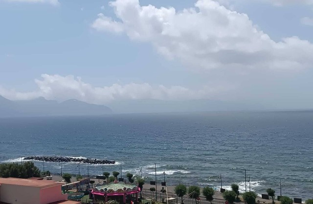 Torre del Greco waterfront apartment - 6 floor with panoramic view