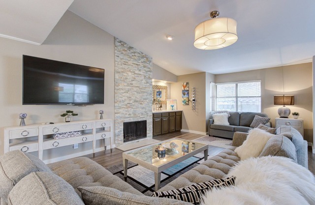 Tower Point - A Birdy Vacation Rental