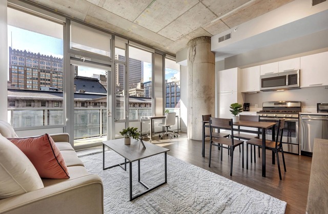 Towers at Opop 703 Spacios and Cozy 1 bd 1 b