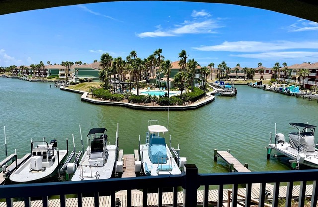 Town House On The Bay