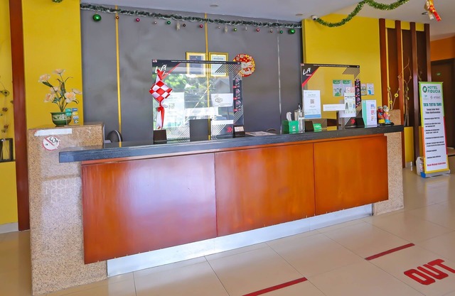 Townhouse OAK Hotel Fiducia Pasar Minggu