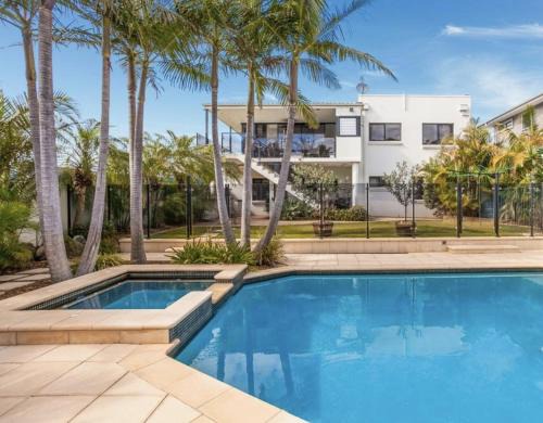 Towradgi Beach House - The Perfect Beachside Home