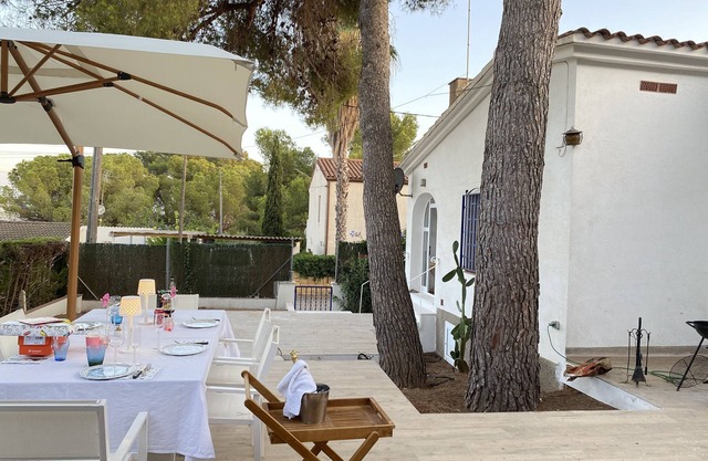 Très Jolie Maison Idéale Pour Famille à 100m de la Mer, 700m des Plages