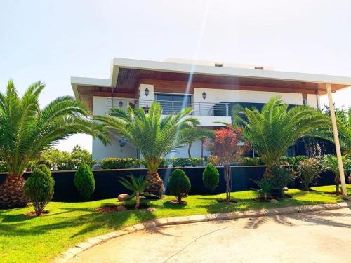 Très jolie Villa à Louer à Bouznika