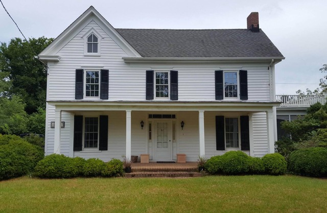 Traditional Eastern Shore Historic House