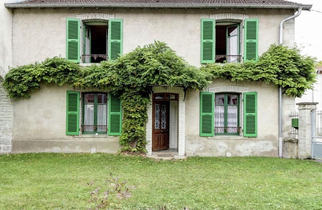 Traditional house Fishing walking 30km from Vesoul