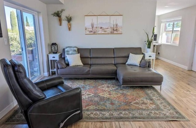 Trailhead out front door! Peaceful & private. Patio w/mountain & city views.