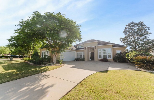 Tranquil and Luxurious 3BR/2.5BA home in Albany