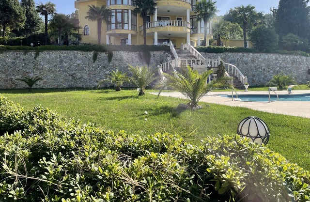 Tranquil Escape; Spacious Farmhouse in Yalova