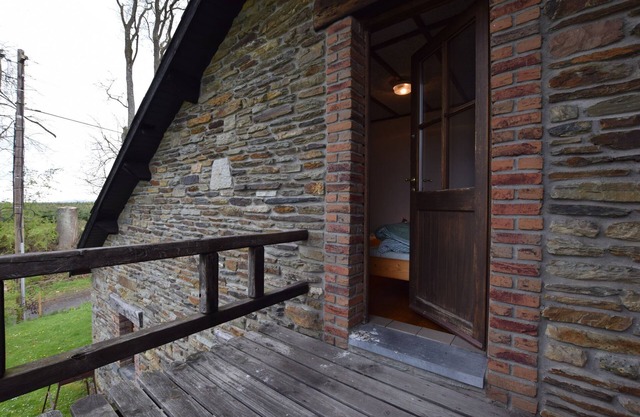 Tranquil Holiday Home in Houffalize with Barbecue