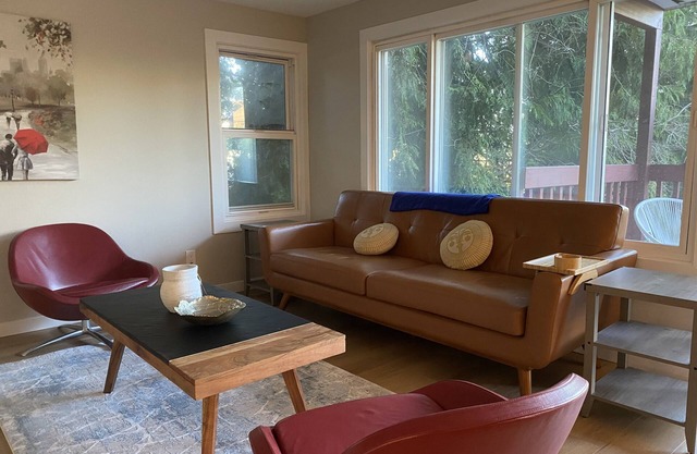 Tranquil Skyview Oasis