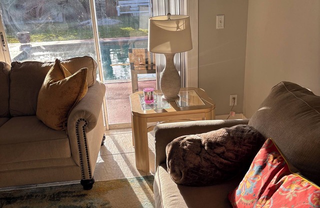 Tranquility meets Fun, a home away from home.10 minutes from Deerfield Beach.