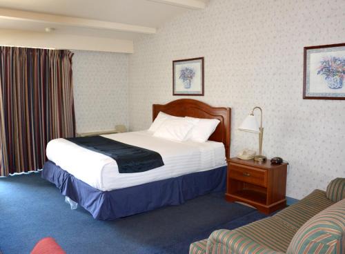 Travelodge by Wyndham Milwaukee