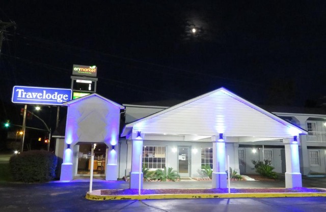 Travelodge by Wyndham Walterboro