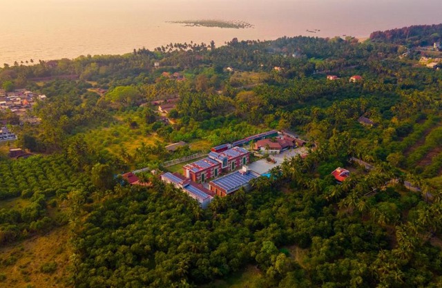 Treat Beach Resort