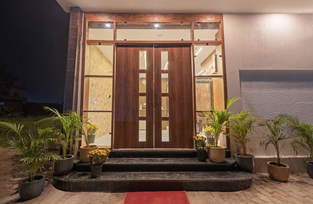 Treebo Heaven Grand Ayodhya