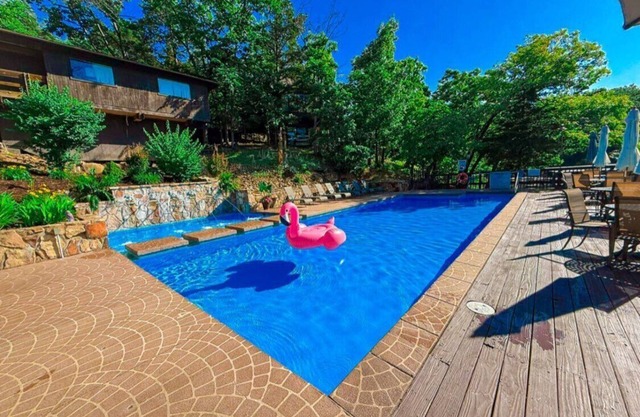 Treehouse Treetop Village106-3Bed/3Bath/Pools/Dock/Pickleball/Fitness Center-6-8PP-Four Seasons Area