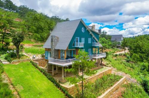 Triền Thông An Nhiên Đà Lạt Rừng Trong Phố