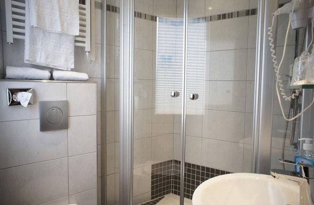 Triple Room Shower/WC - Hotel Schloßschenke