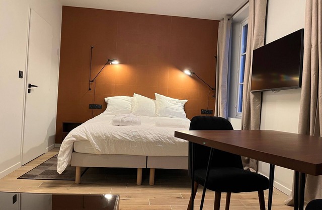 Triple room with bathroom