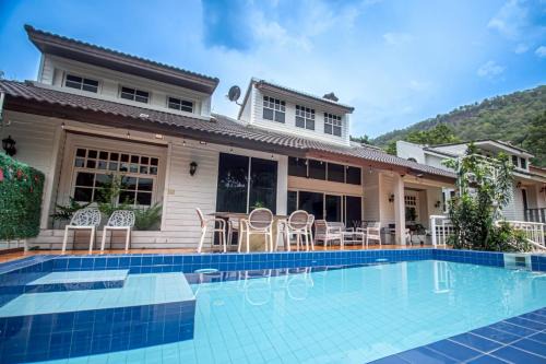 Triple Trees B8 House Khao Yai