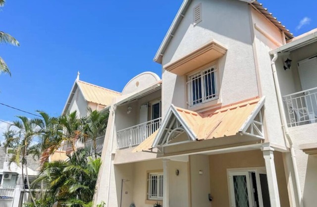 Tropical charm in Flic en Flac