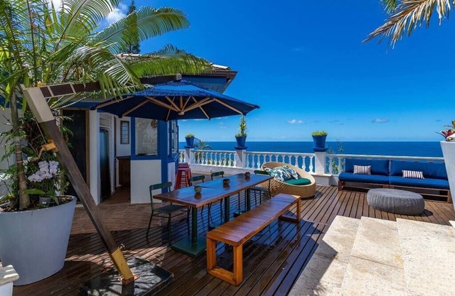 Tropical Escape with Swimming pool next to Leblon