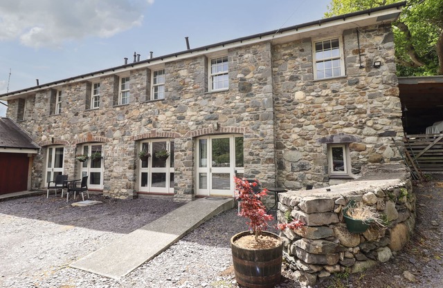 TRYFAN, with a garden in Bangor