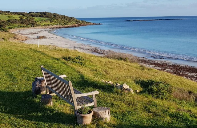 tu Emuz Stone Beachfront Villa, Emu Bay, Kangaroo Is