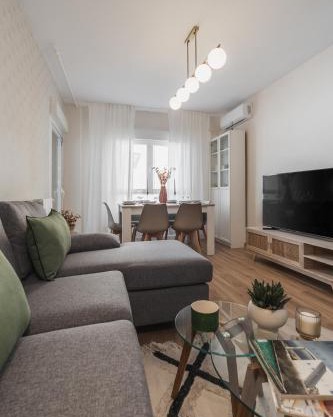 tuGuest Duquesa Apartment