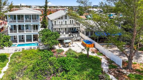 Turtleback Beach House