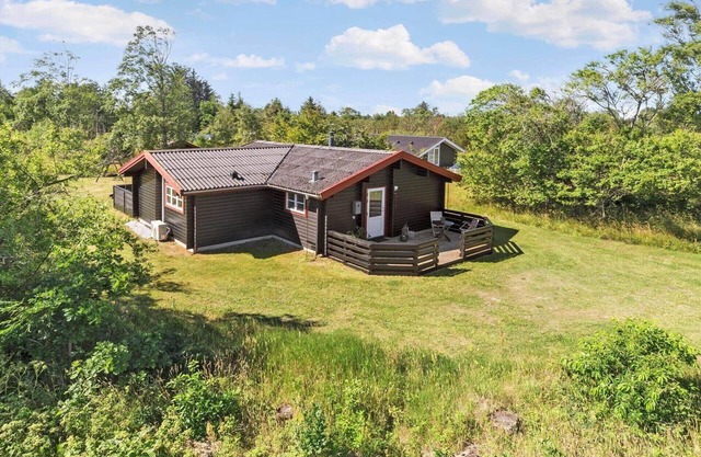 TV1215 Bindslev - Klitrosevej 6