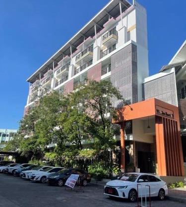 Twin Hotel