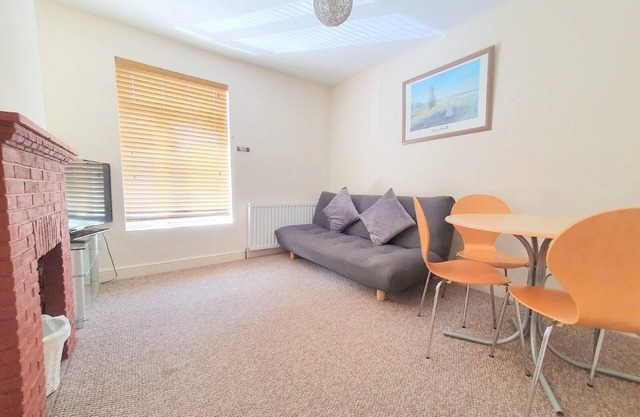 Two-bedroom 1st floor flat with Superfast Wi-Fi