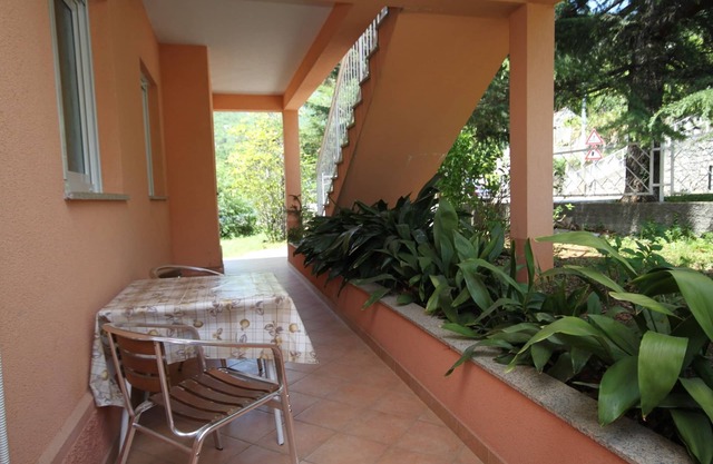 Two bedroom apartment with terrace Mošćenička Draga, Opatija (A-2327-b)