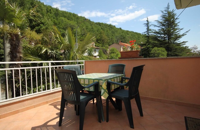 Two bedroom apartment with terrace Mošćenička Draga, Opatija (A-2327-c)