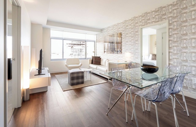 Two Bedroom Apartment in Heart of Kendall Square